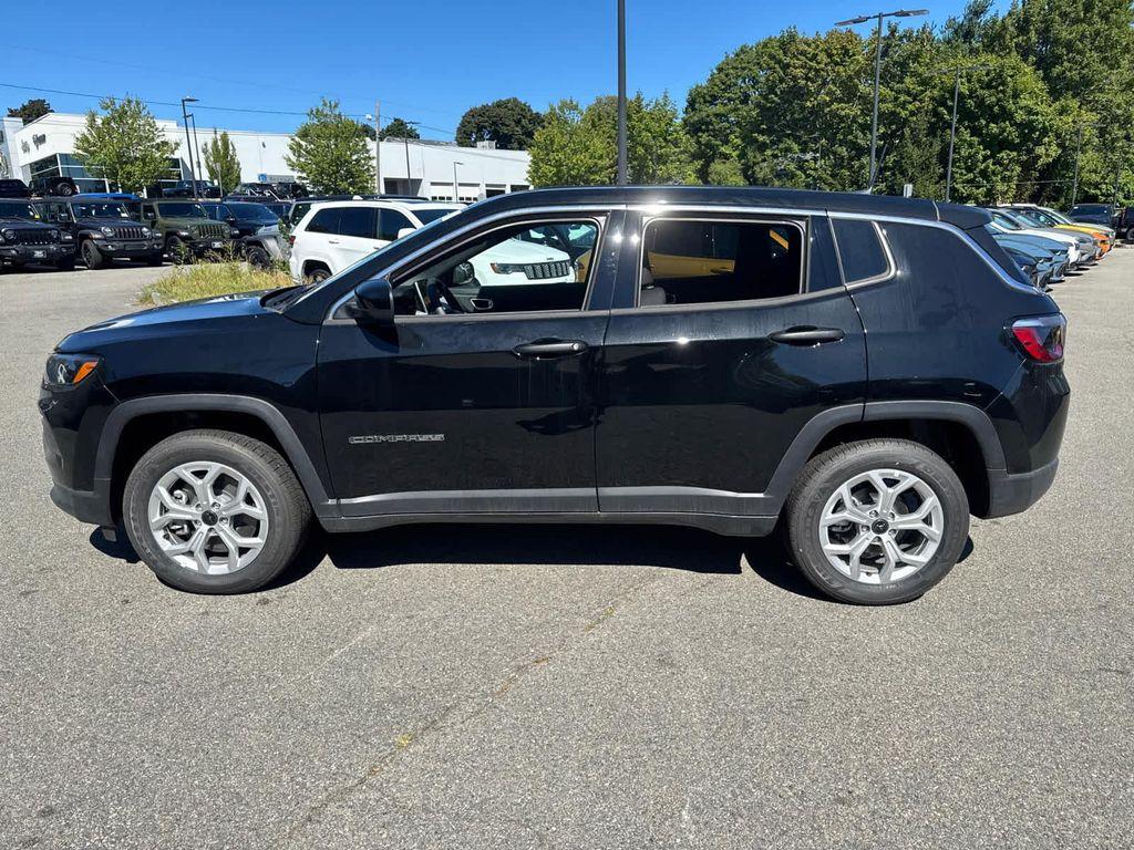 new 2025 Jeep Compass car, priced at $30,089