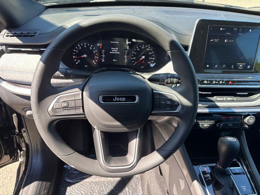 new 2025 Jeep Compass car, priced at $30,089