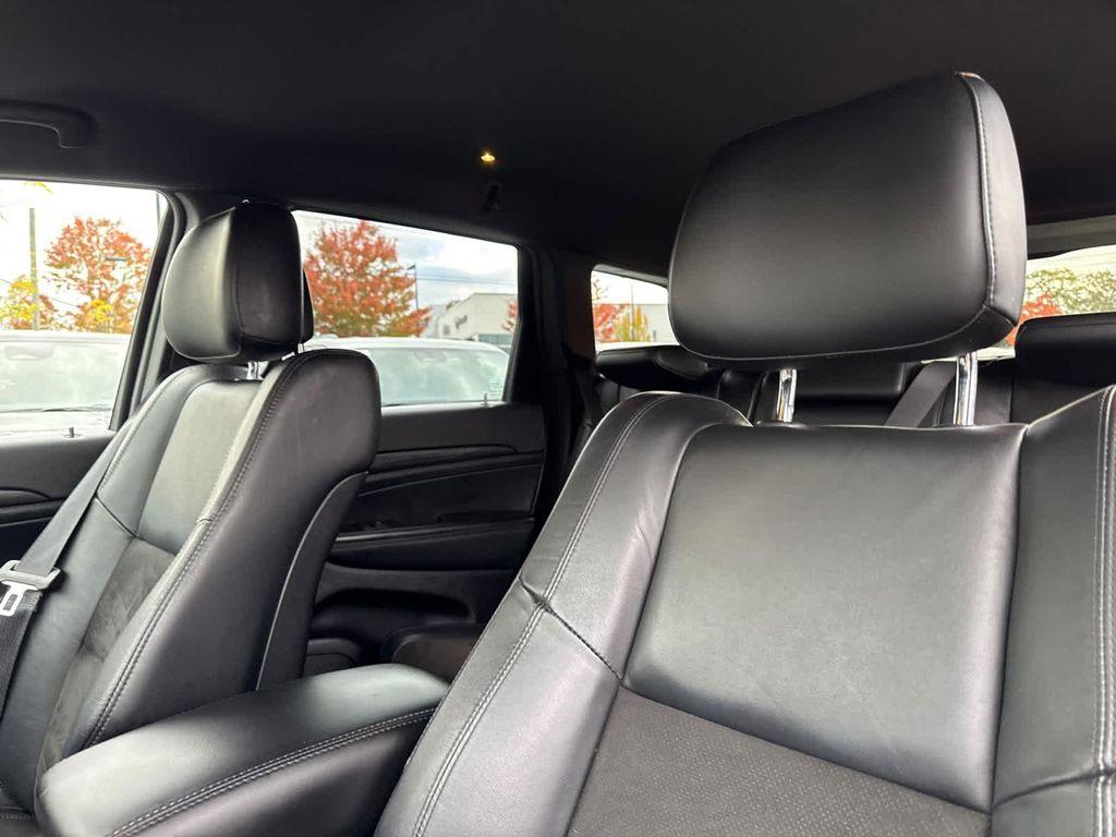 used 2022 Jeep Grand Cherokee car, priced at $25,900