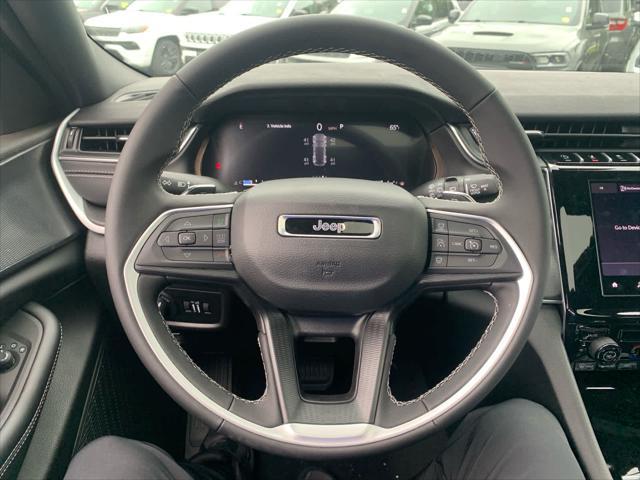 new 2025 Jeep Grand Cherokee car, priced at $35,751