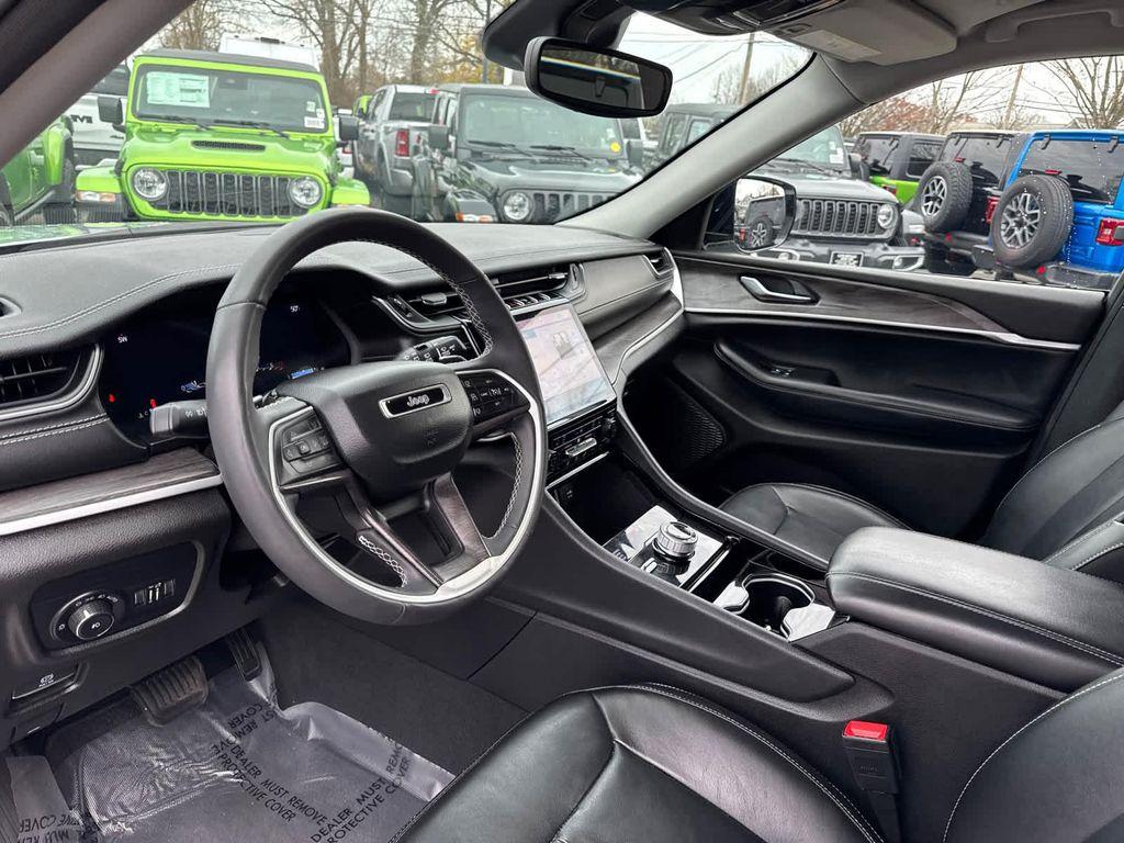 used 2023 Jeep Grand Cherokee L car, priced at $29,900