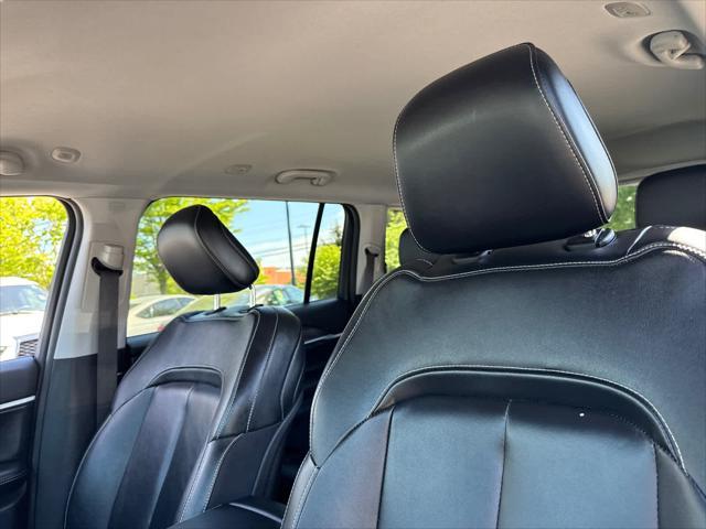 used 2022 Jeep Grand Cherokee L car, priced at $31,900