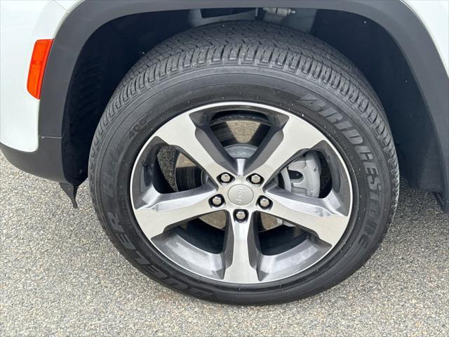 used 2022 Jeep Grand Cherokee 4xe car, priced at $32,200