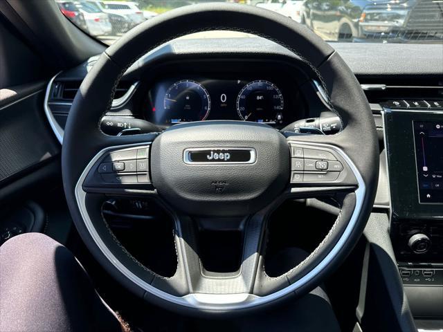 new 2024 Jeep Grand Cherokee L car, priced at $33,821