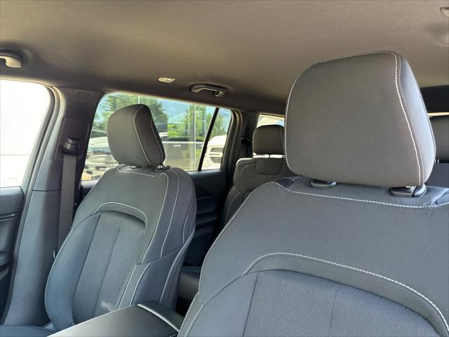 new 2024 Jeep Grand Cherokee L car, priced at $33,821