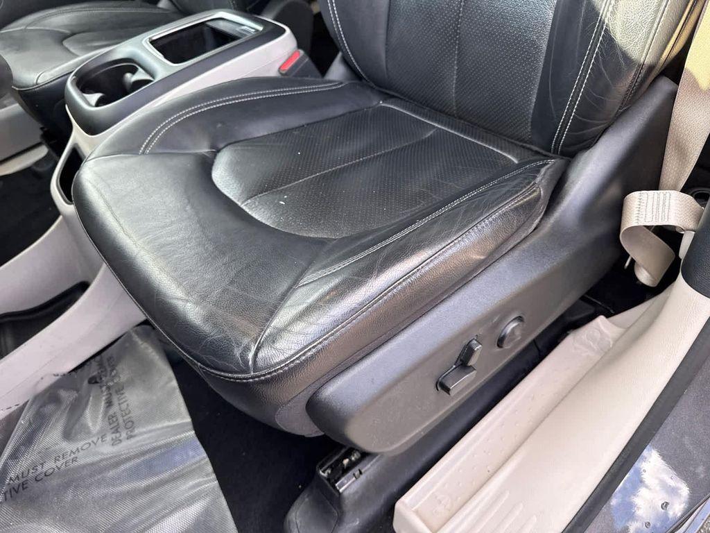 used 2022 Chrysler Pacifica car, priced at $20,500