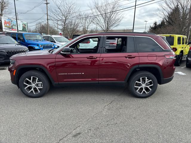 new 2025 Jeep Grand Cherokee car, priced at $38,716