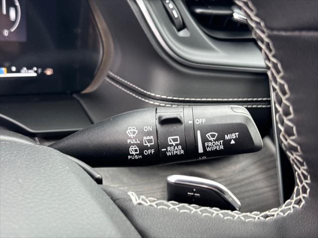 new 2025 Jeep Grand Cherokee car, priced at $38,716