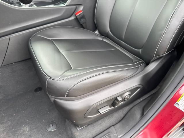 new 2025 Jeep Grand Cherokee car, priced at $38,716