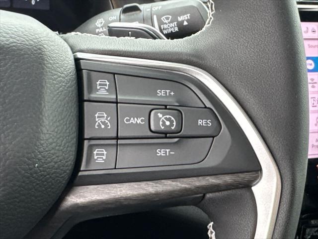 new 2025 Jeep Grand Cherokee car, priced at $38,716