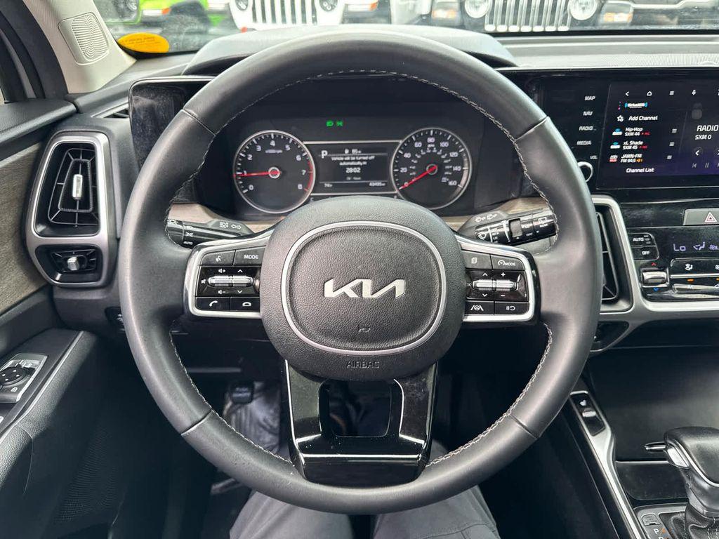 used 2023 Kia Sorento car, priced at $25,900