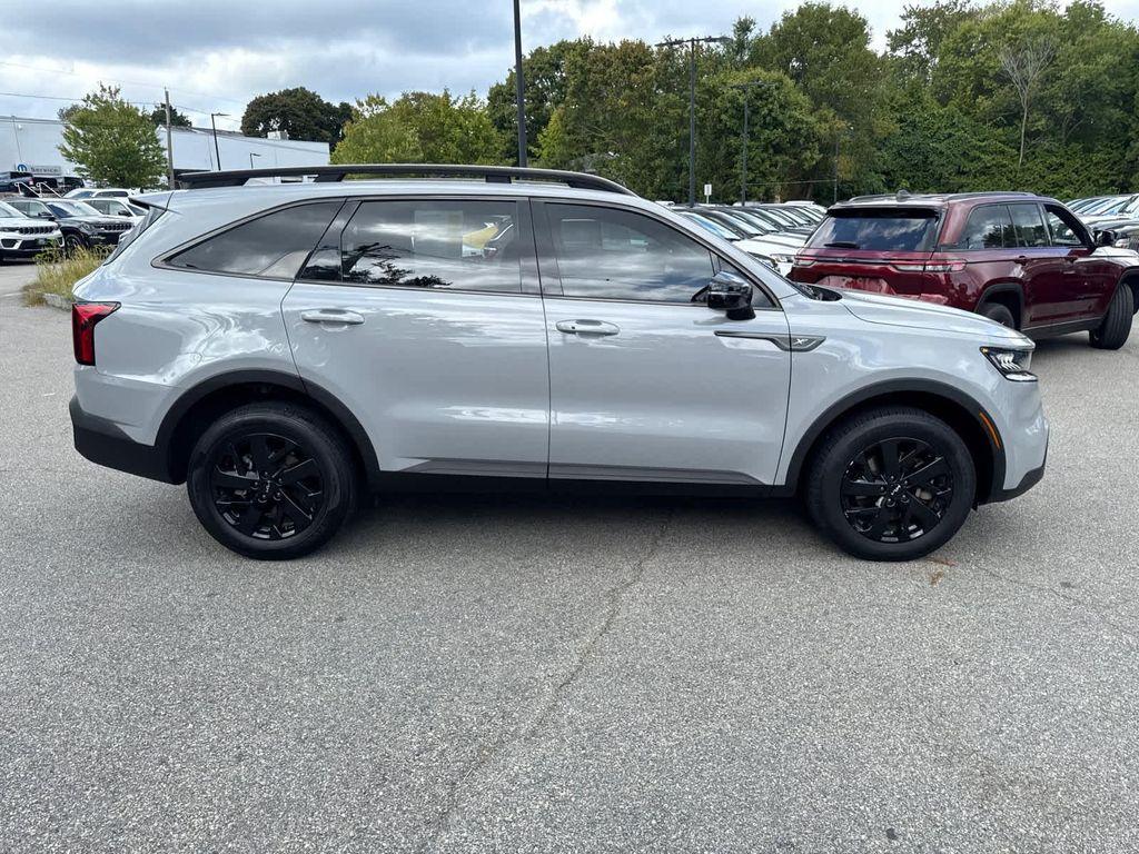 used 2023 Kia Sorento car, priced at $25,900