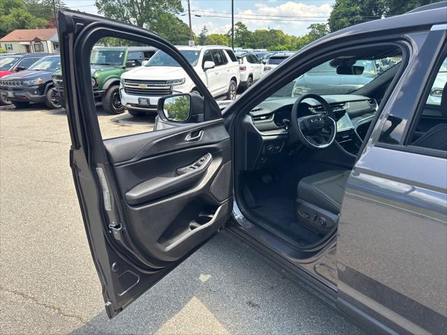 new 2025 Jeep Grand Cherokee L car, priced at $41,634