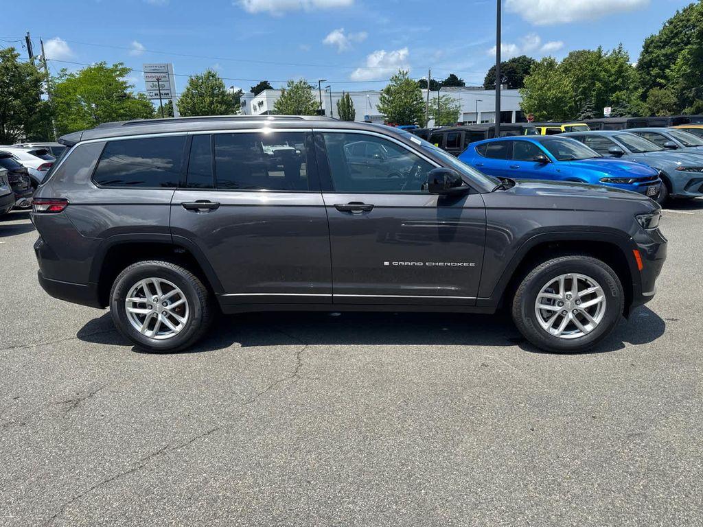 new 2025 Jeep Grand Cherokee L car, priced at $40,045