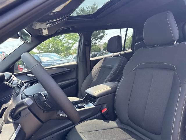new 2025 Jeep Grand Cherokee L car, priced at $41,634