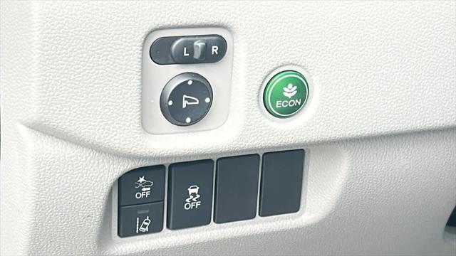 used 2022 Honda Pilot car, priced at $32,300