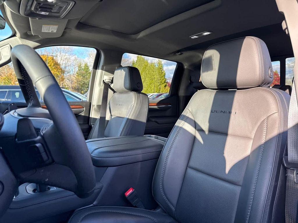 used 2025 GMC Sierra 1500 car, priced at $59,800