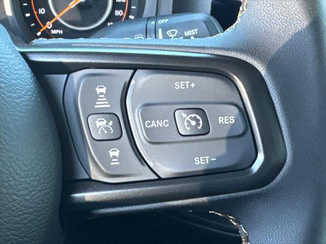 new 2025 Jeep Wrangler car, priced at $40,722