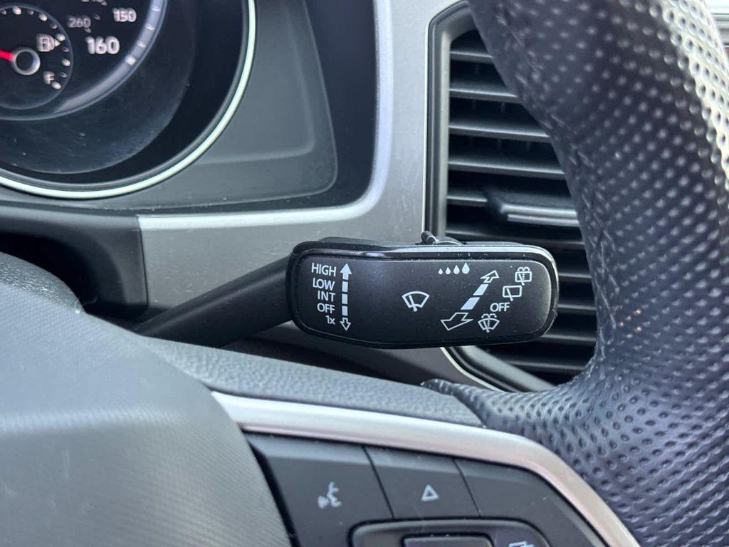 used 2021 Volkswagen Atlas car, priced at $27,200