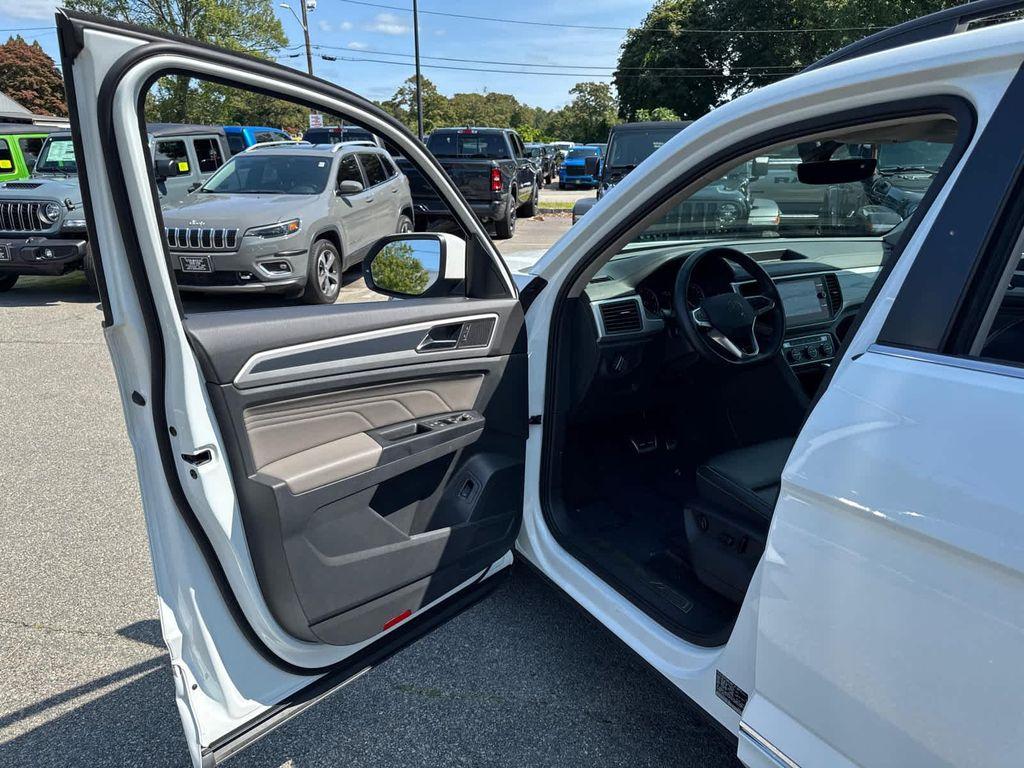 used 2021 Volkswagen Atlas car, priced at $27,200