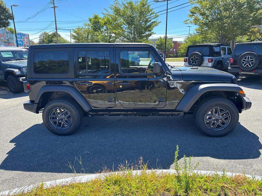 new 2025 Jeep Wrangler car, priced at $42,730