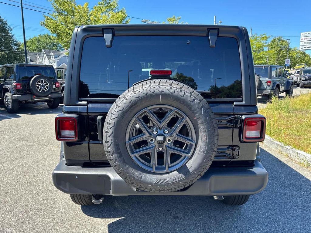 new 2025 Jeep Wrangler car, priced at $42,730