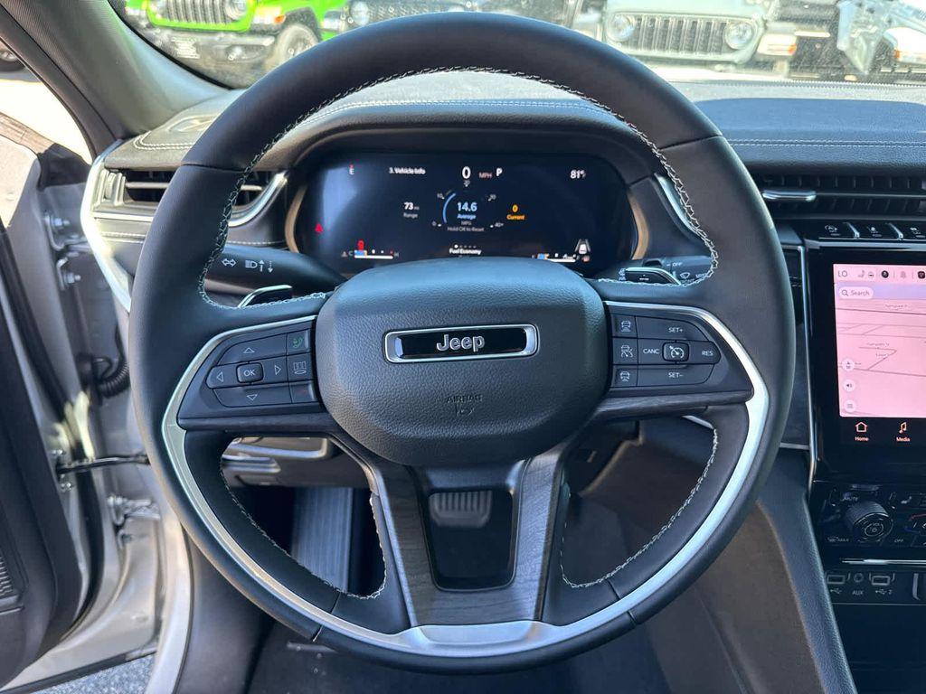 new 2025 Jeep Grand Cherokee car, priced at $45,964
