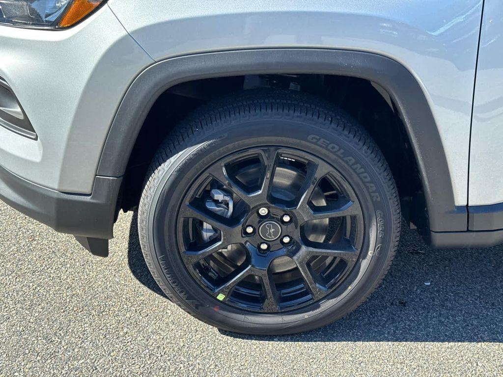 new 2026 Jeep Compass car, priced at $33,284