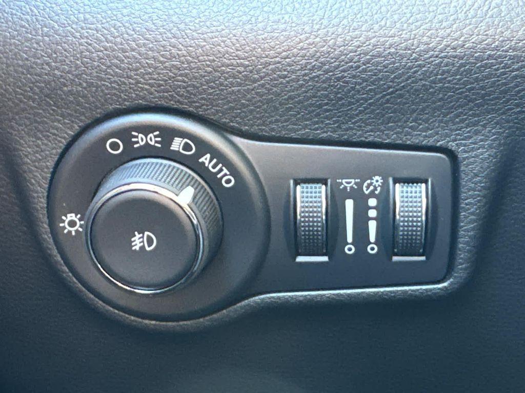 new 2026 Jeep Compass car, priced at $33,284