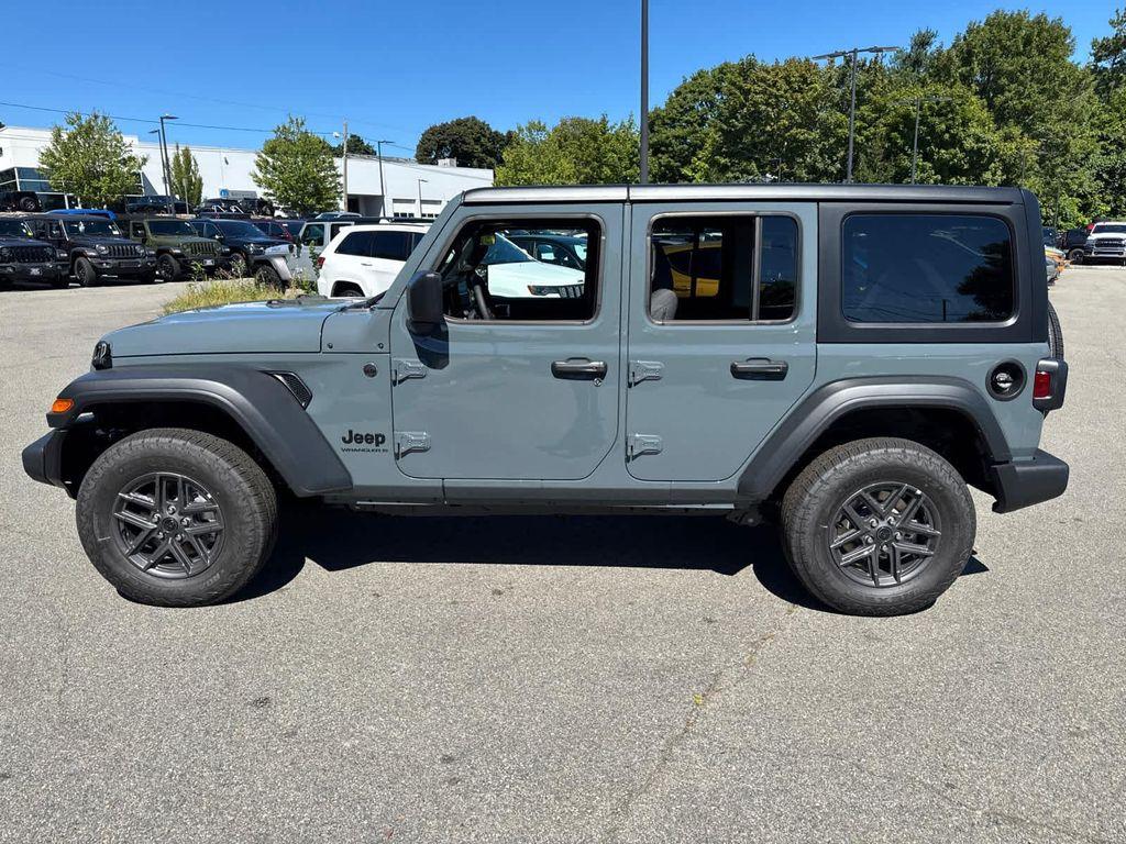 new 2025 Jeep Wrangler car, priced at $42,985