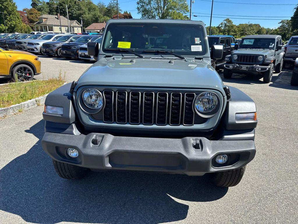 new 2025 Jeep Wrangler car, priced at $42,985