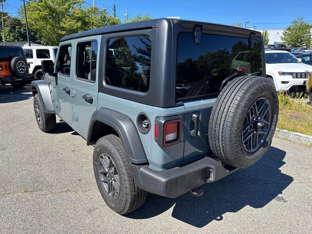 new 2025 Jeep Wrangler car, priced at $42,985