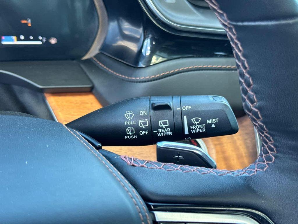 used 2022 Jeep Grand Cherokee car, priced at $45,900