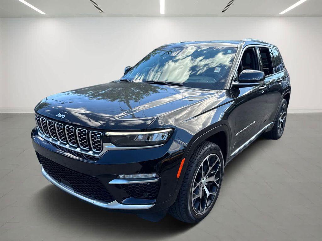 used 2022 Jeep Grand Cherokee car, priced at $45,900