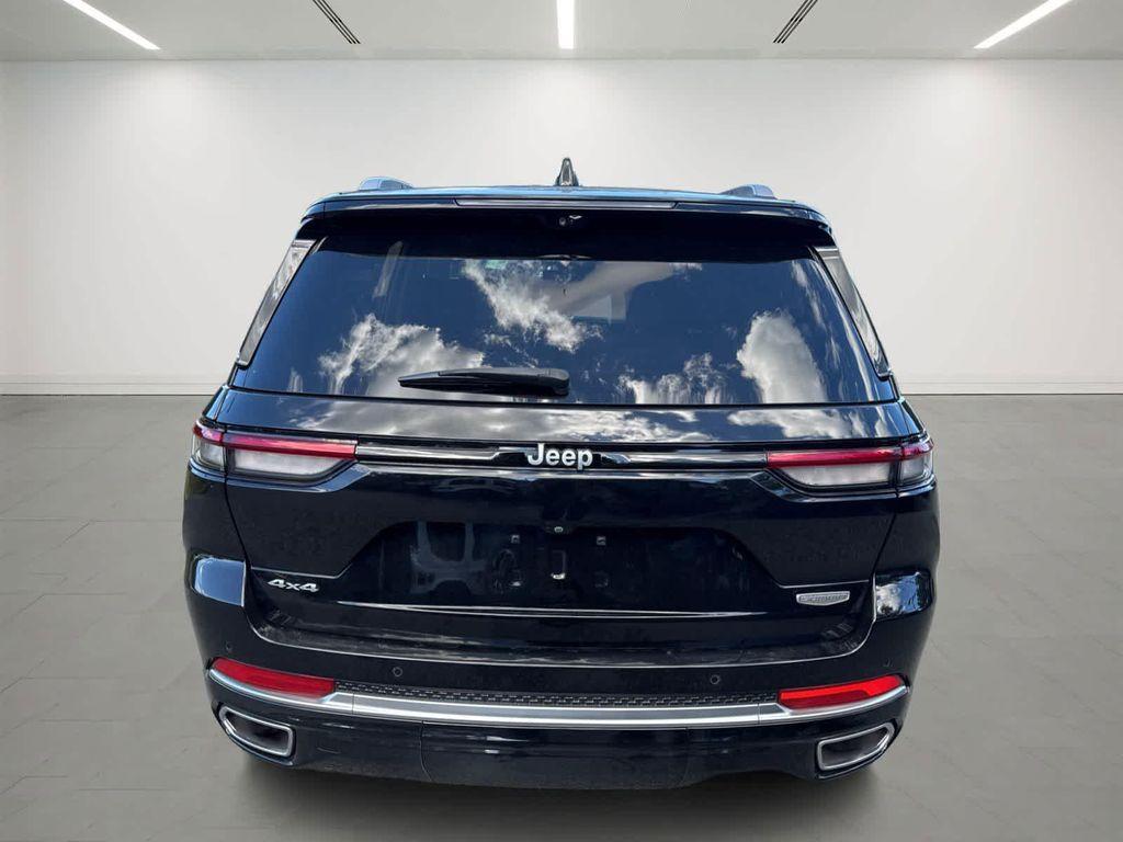 used 2022 Jeep Grand Cherokee car, priced at $45,900