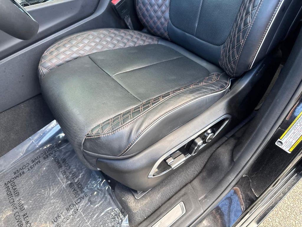 used 2022 Jeep Grand Cherokee car, priced at $45,900