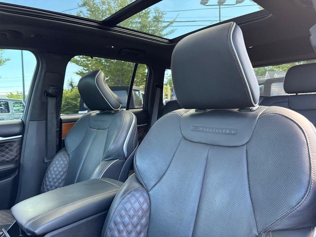 used 2022 Jeep Grand Cherokee car, priced at $45,900