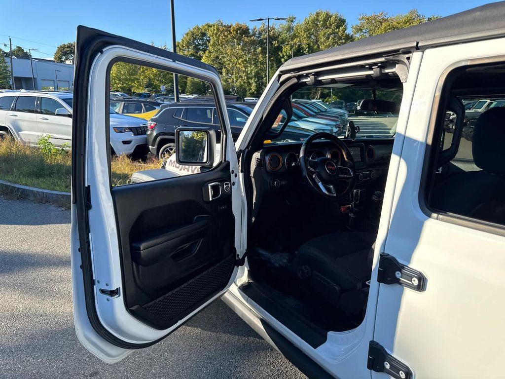 used 2021 Jeep Gladiator car, priced at $36,830