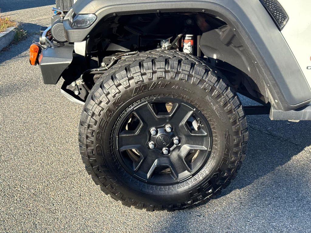 used 2021 Jeep Gladiator car, priced at $36,830