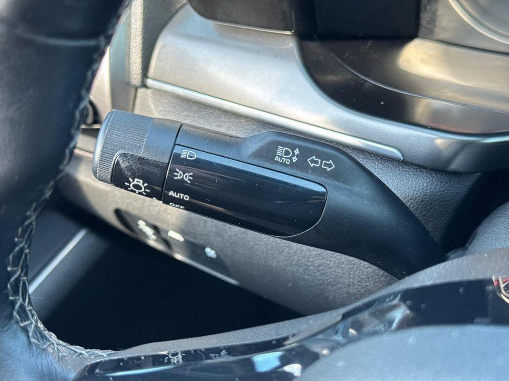 used 2022 Kia Sorento car, priced at $24,400
