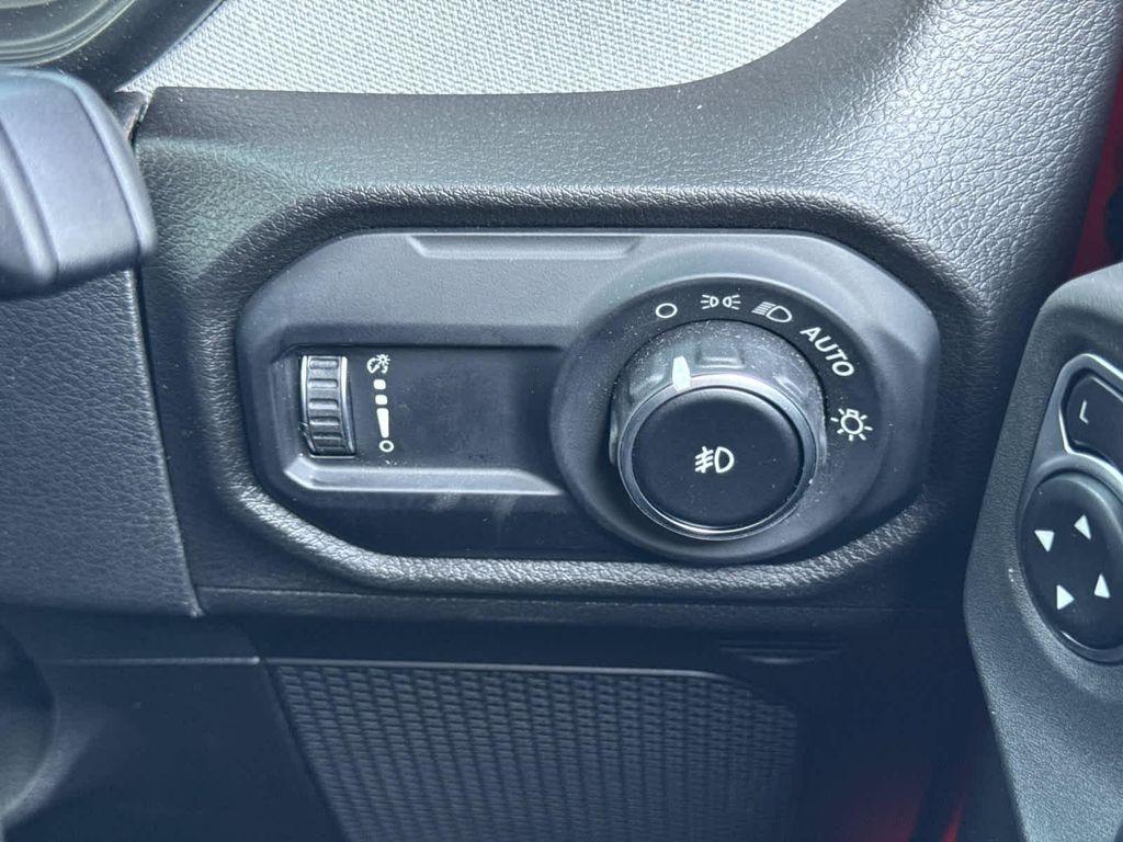 new 2025 Jeep Wrangler car, priced at $50,925