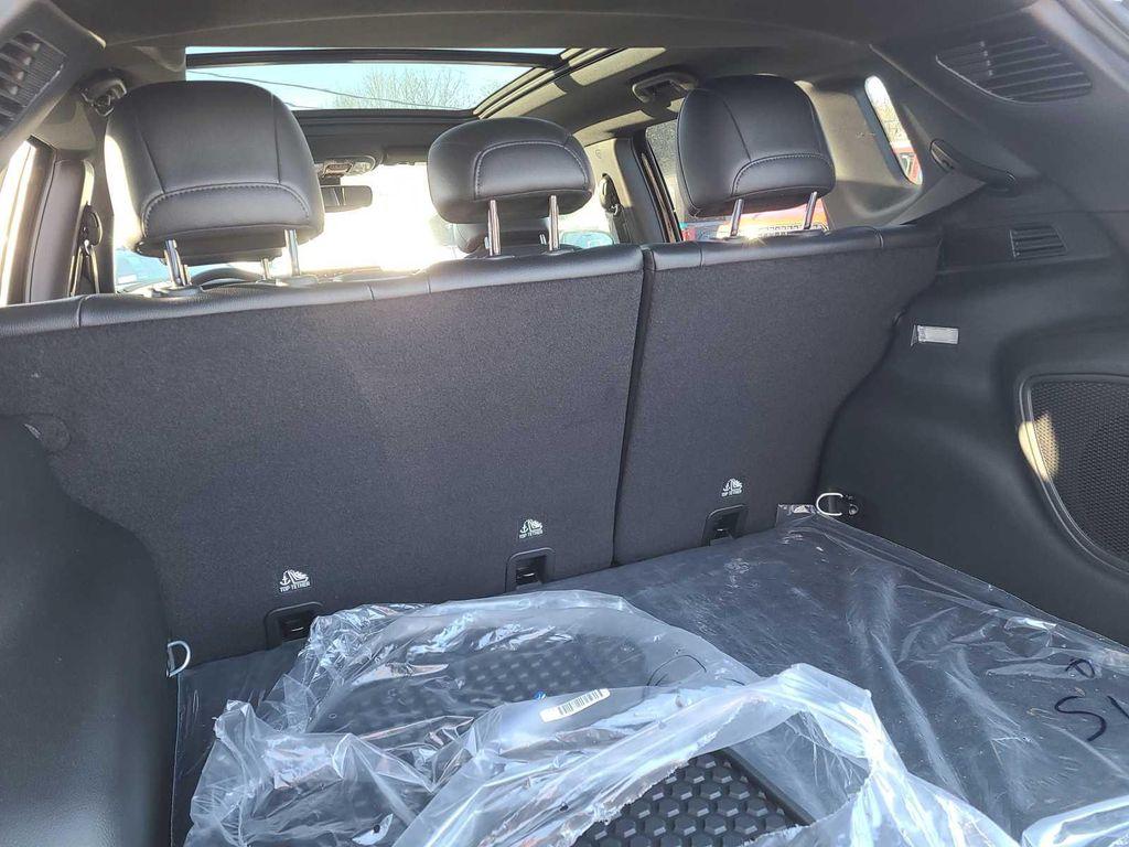 new 2024 Jeep Compass car, priced at $36,909