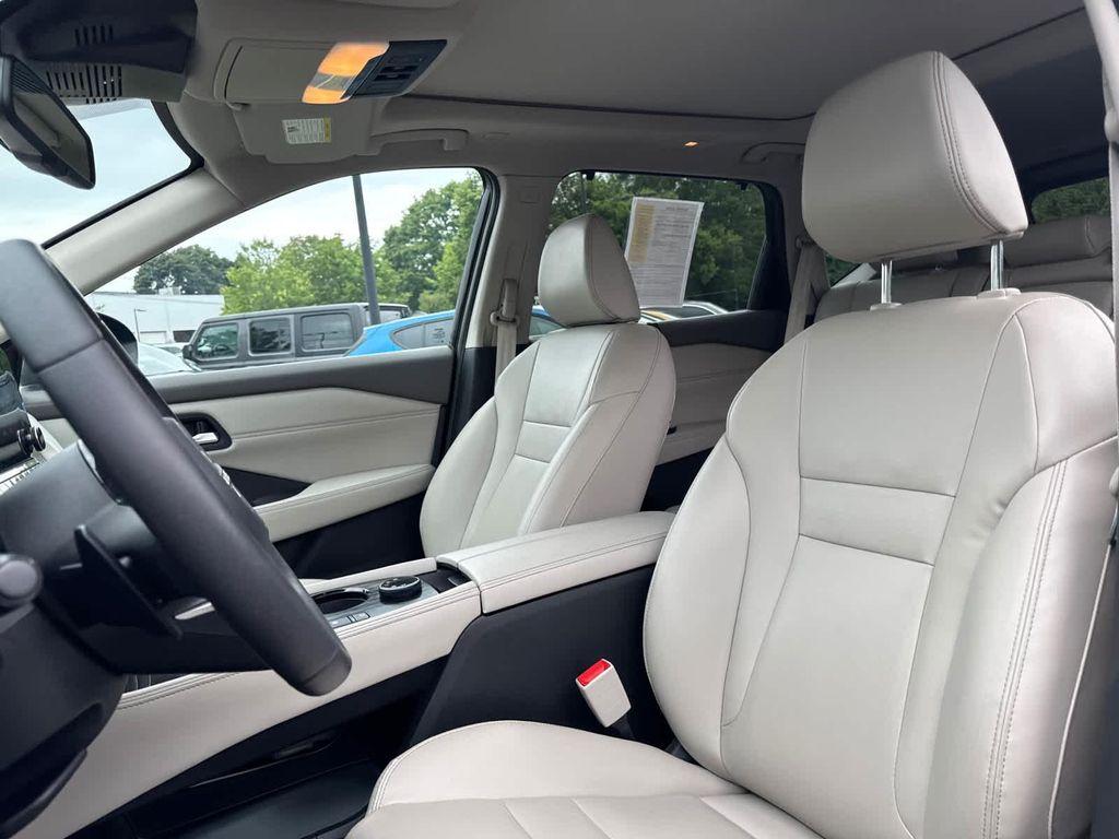 used 2023 Nissan Rogue car, priced at $26,900