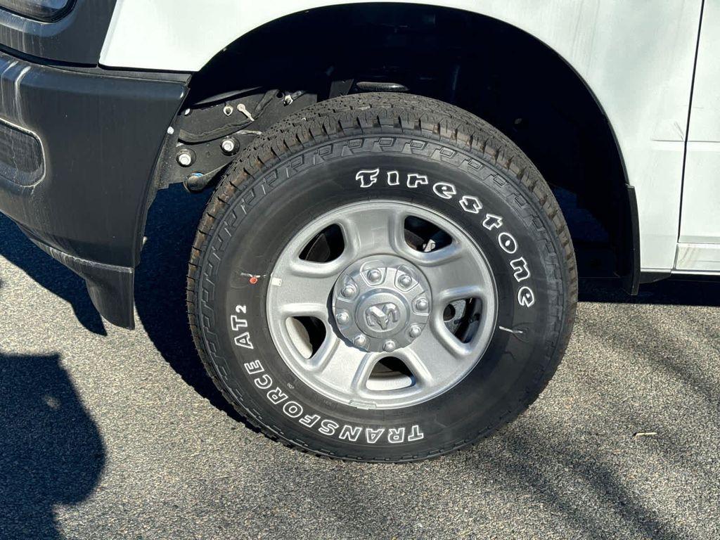 new 2024 Ram 3500 car, priced at $60,368