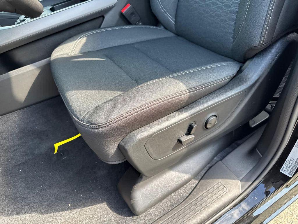 new 2025 Ram 1500 car, priced at $54,109