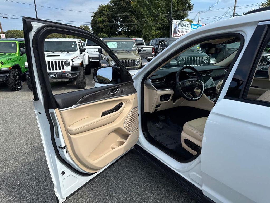 used 2022 Jeep Grand Cherokee L car, priced at $29,200