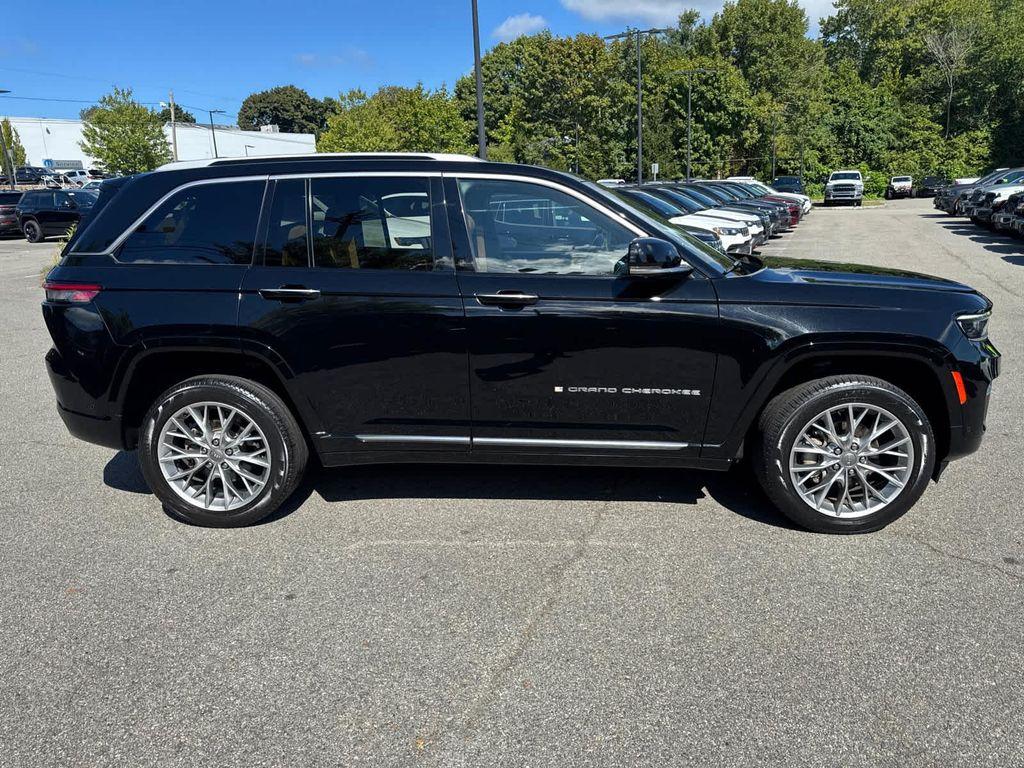 used 2022 Jeep Grand Cherokee car, priced at $40,400