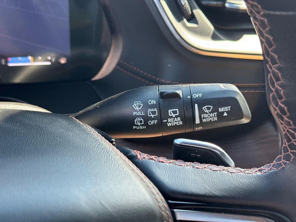 used 2022 Jeep Grand Cherokee car, priced at $40,400