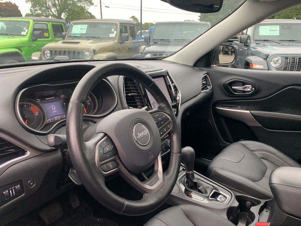 used 2021 Jeep Cherokee car, priced at $21,989