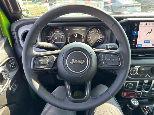 new 2025 Jeep Gladiator car, priced at $43,960
